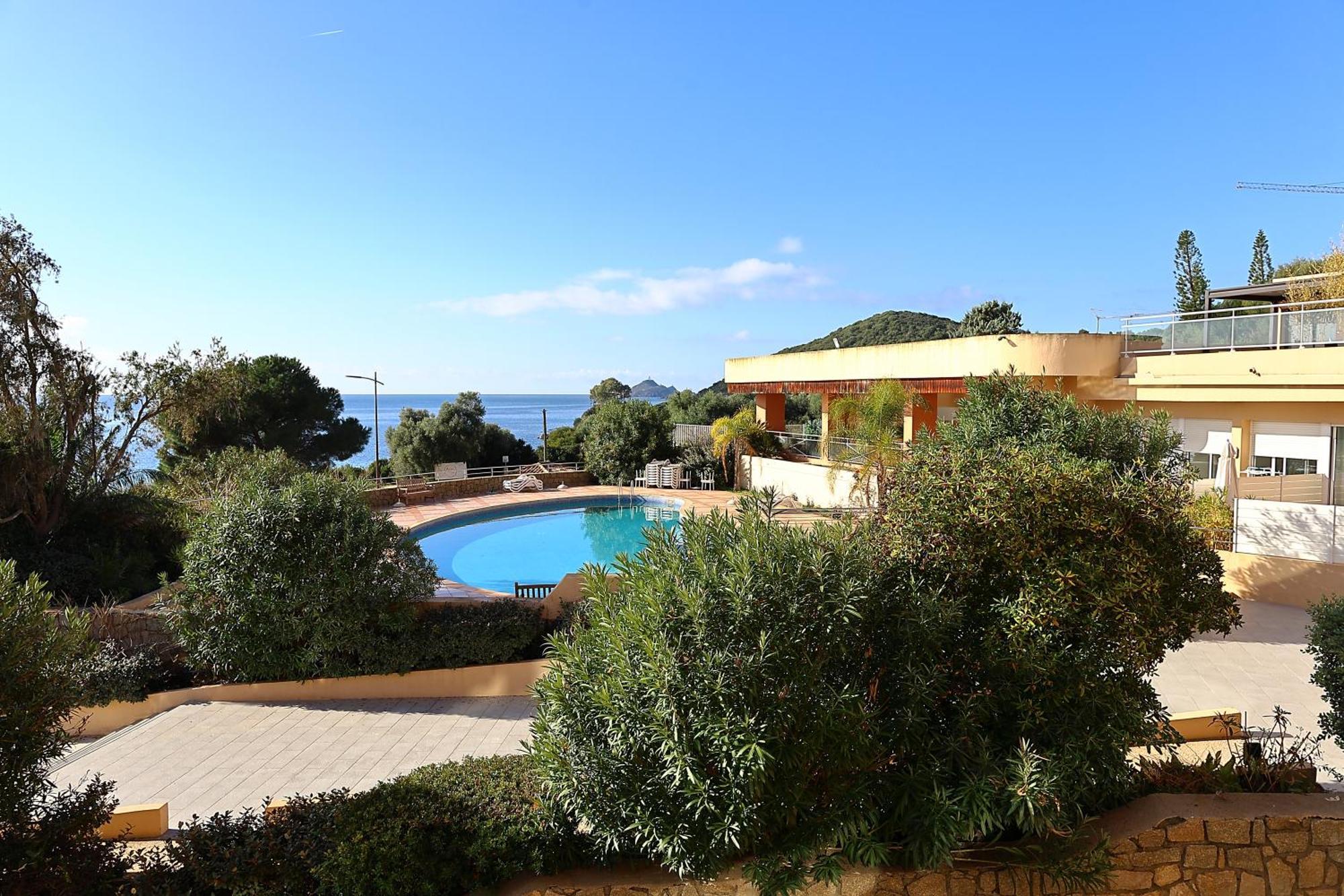 Superbe T2 Vue Mer - Piscine & Plage A 100M Ajaccio  Kültér fotó