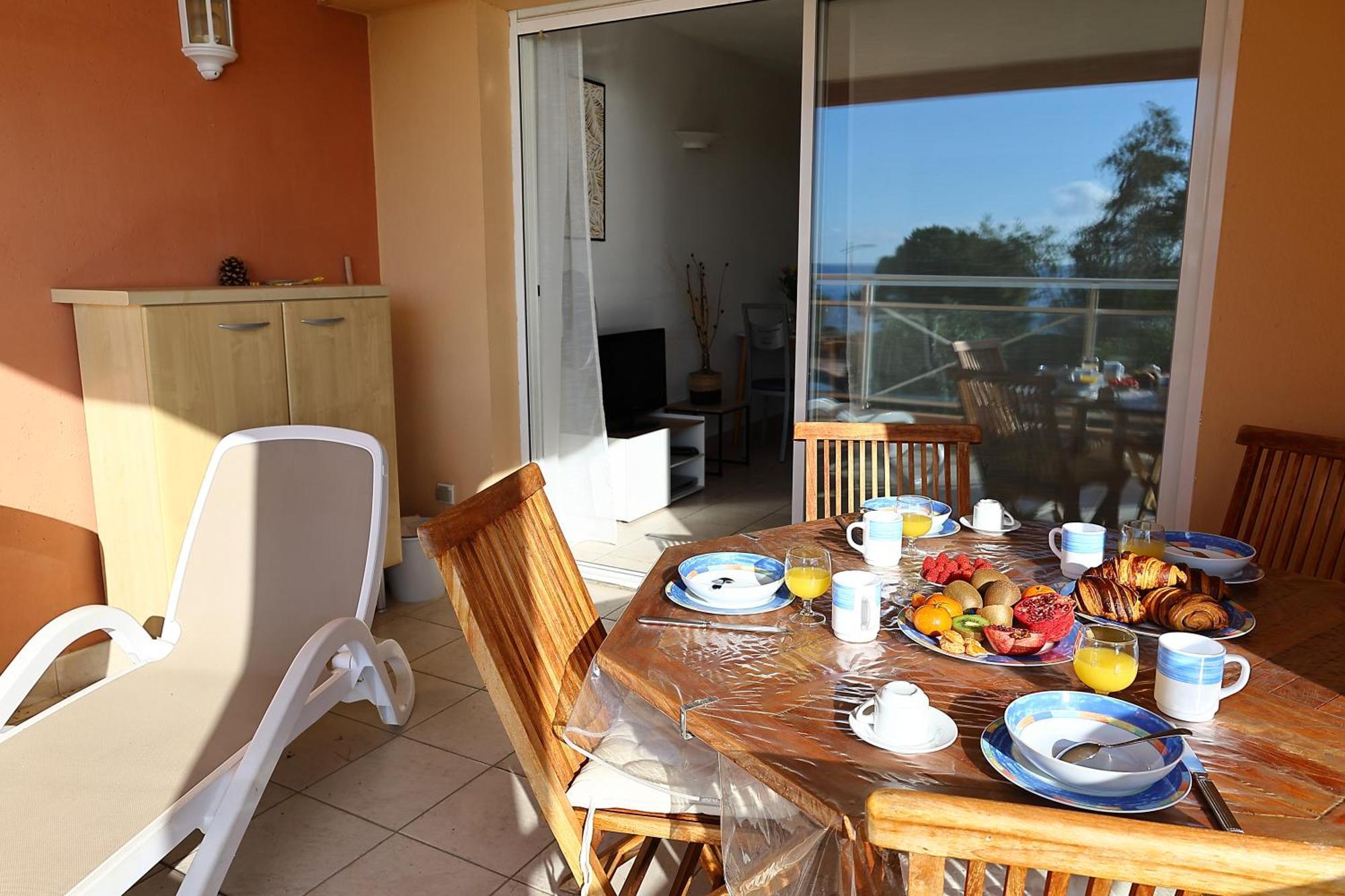 Superbe T2 Vue Mer - Piscine & Plage A 100M Ajaccio  Kültér fotó